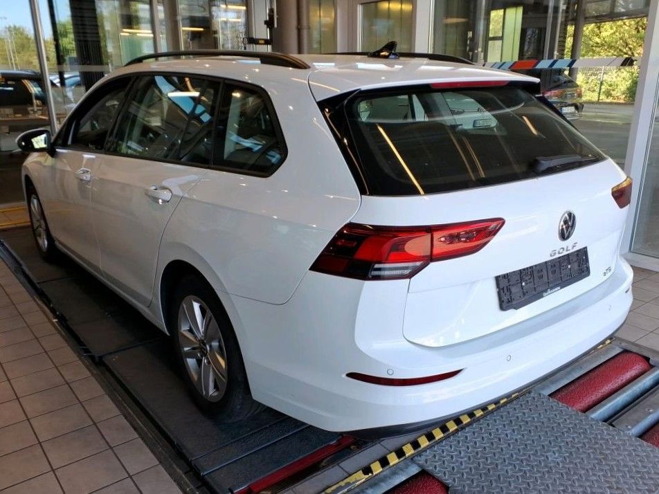 Volkswagen Golf - Bild 3