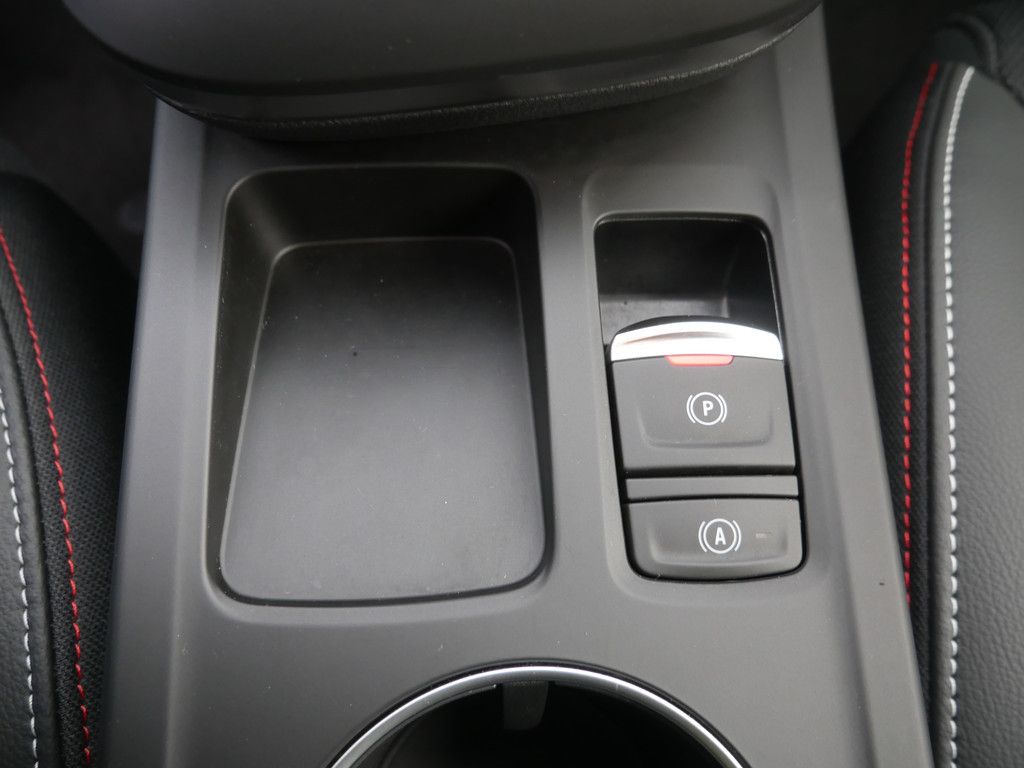 Fahrzeugabbildung Renault Arkana R.S. Line TCe 160 SHZ KAMERA NAVI ACC LED