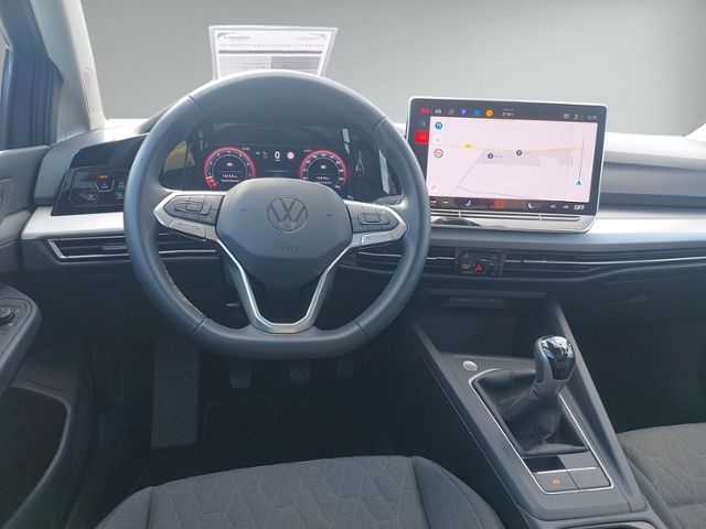 Golf VIII Variant 1.5 TSI PANO+HEAD-UP+SIHZ+NAVI