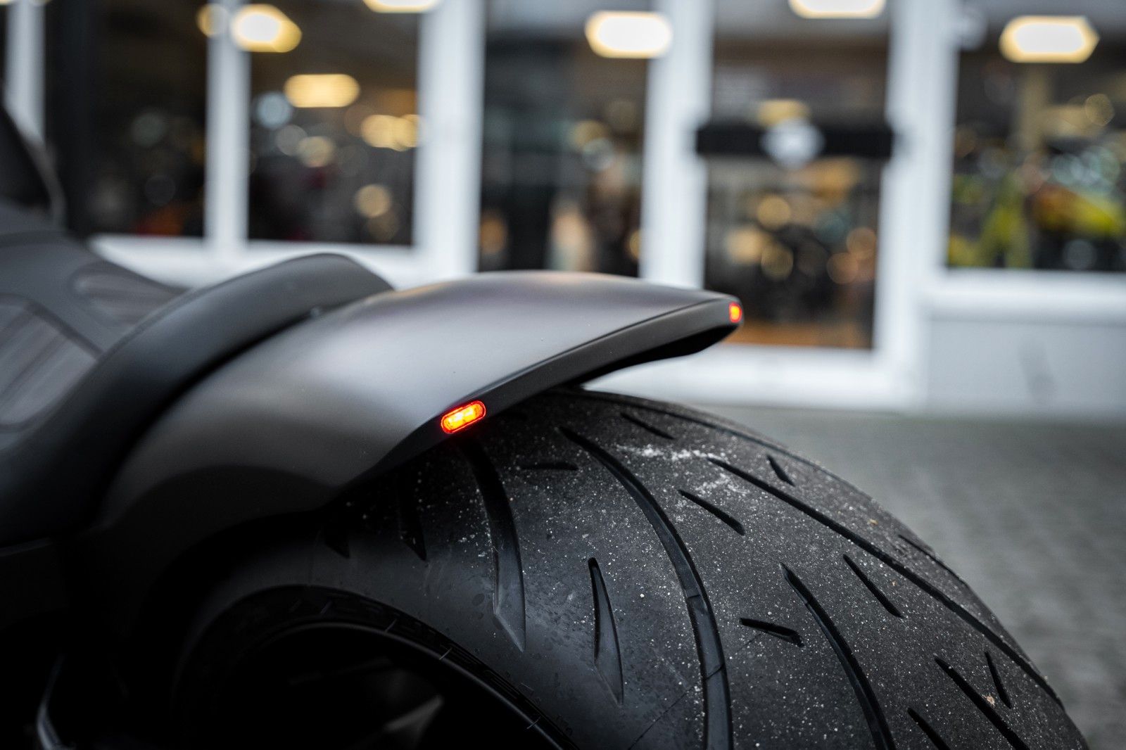 Fahrzeugabbildung Harley-Davidson ALL MATT DARK FAT BOY FLFBS 114