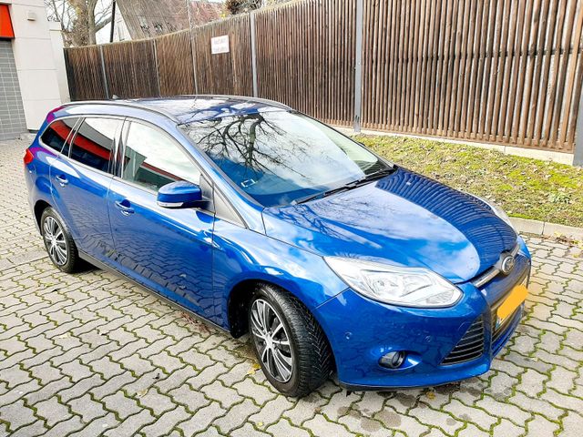 Ford Focus EcoBoost 92kW SYNC Edition Turnier