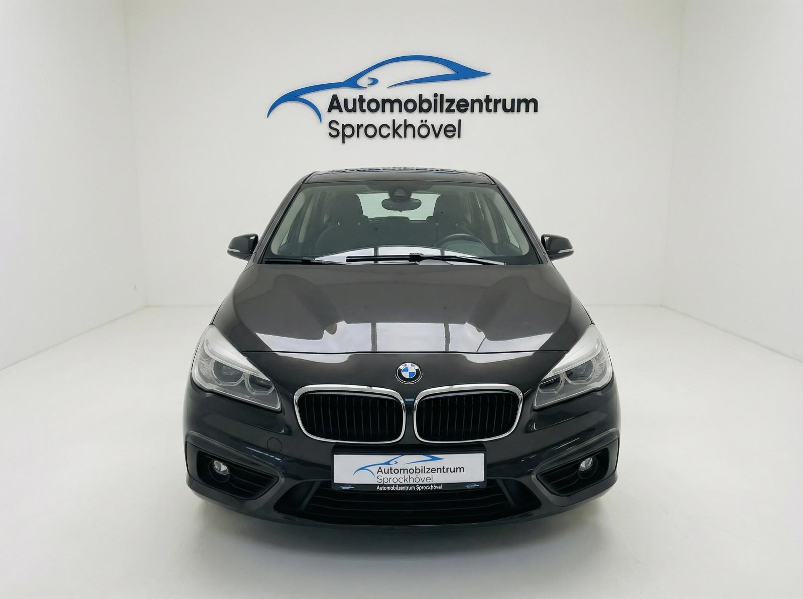 BMW 220d Active Tourer xDrive Navi Pano AHK SHZ