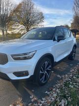 Volvo XC40 T4 R Design Geartronic R Design - Volvo Gebrauchtwagen in Hamburg