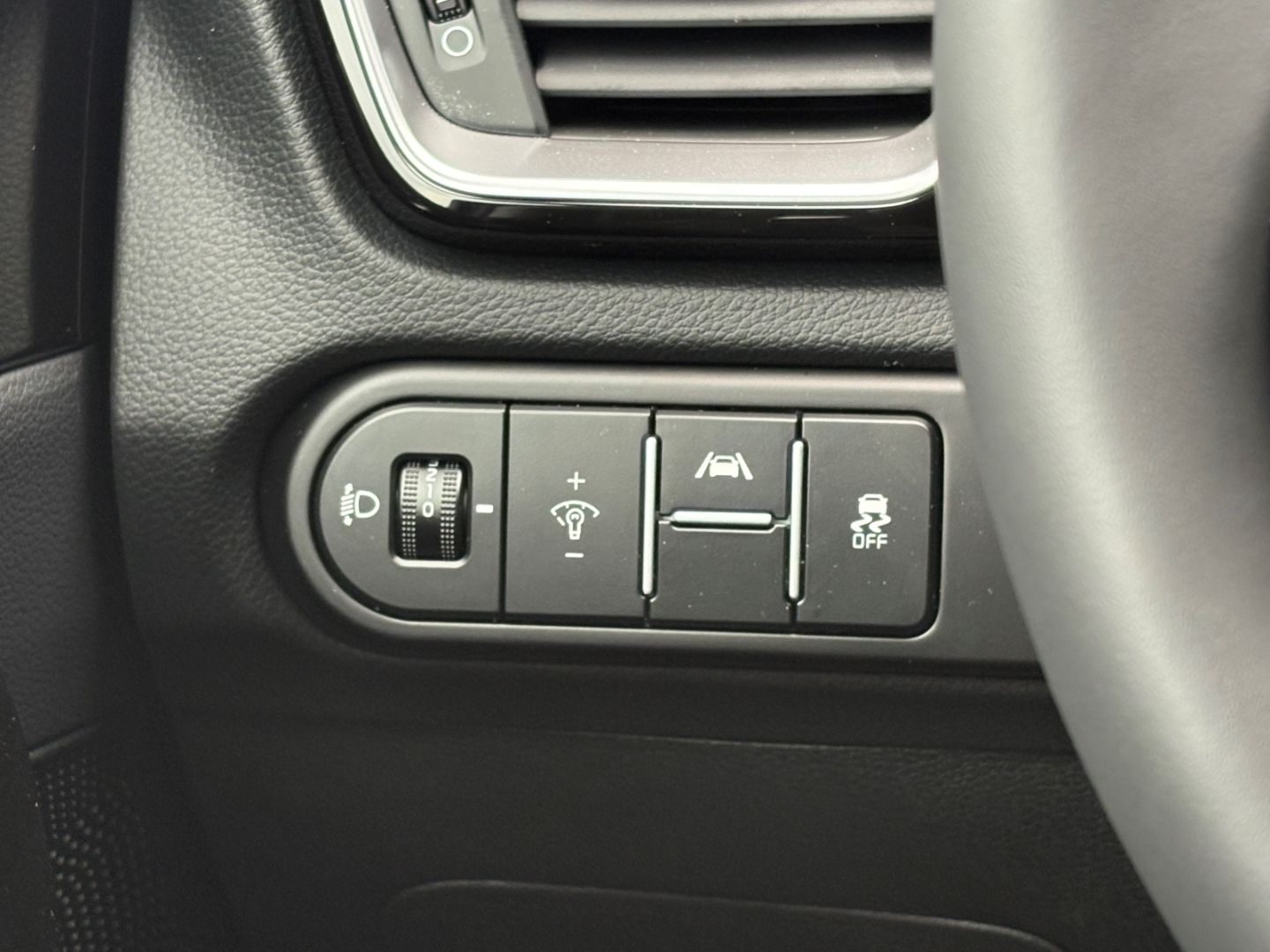 Fahrzeugabbildung Kia Ceed_sw Ultimate 1.5 T-GDI Mild-Hybrid P8, P9