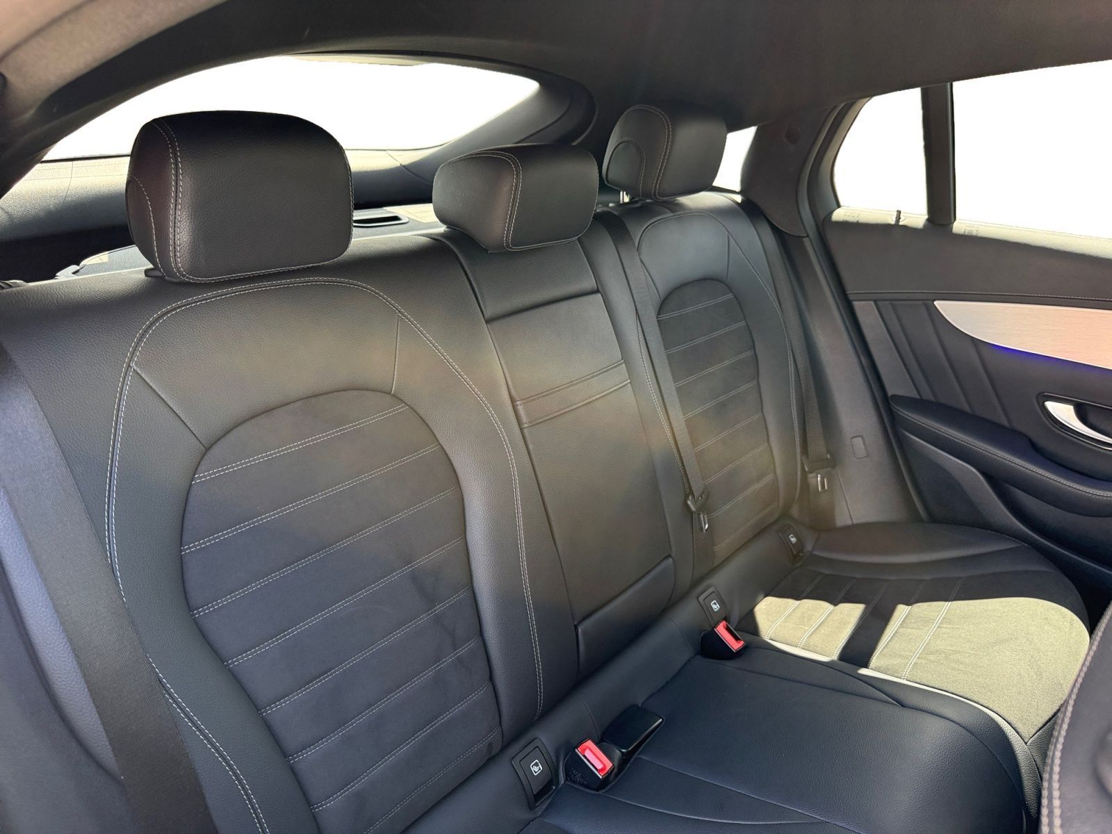Fahrzeugabbildung Mercedes-Benz GLC 200 AMG Line 4Matic*AMB*BUISNESS*AHK