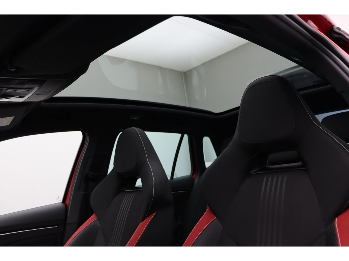 Fahrzeugabbildung SKODA Kamiq Monte Carlo 1,5 TSI AHK-klappbar Panorama