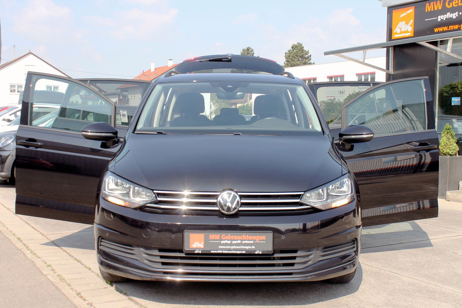 Fahrzeugabbildung Volkswagen Touran Comfortline 2.0TDI 7-Stz. ACC PDC SHZ BT