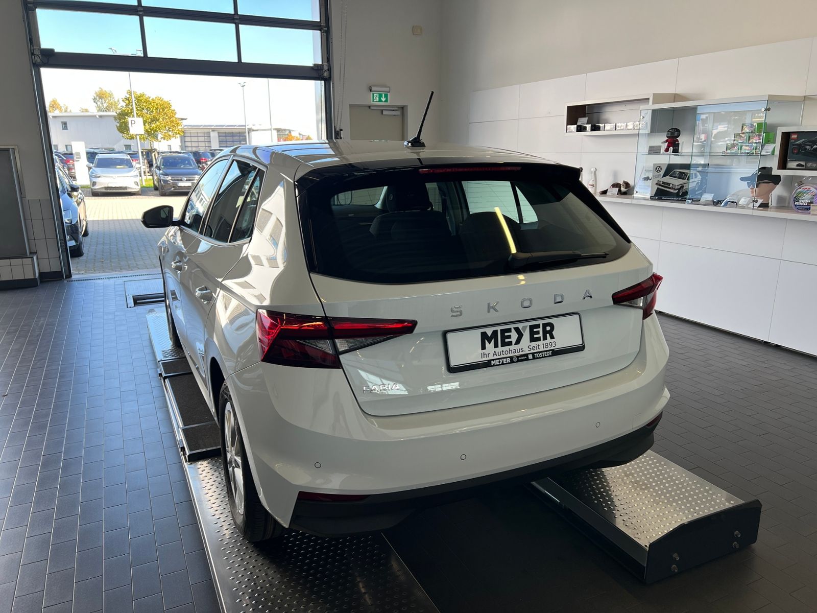 Fahrzeugabbildung SKODA Fabia Selection 1.0 TSI DSG *LED, SmartLink, Kam