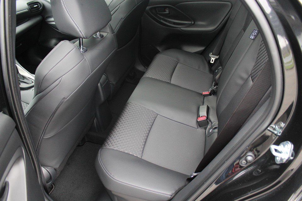 Fahrzeugabbildung Mazda 2 Hybrid Homura 1.5L VVT-i 116 PS CVT ACAA RFK E