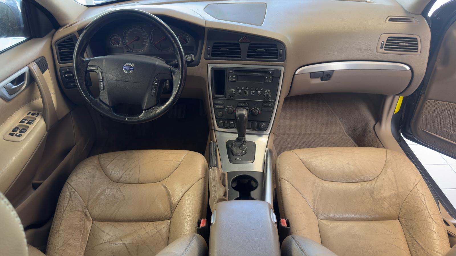 Volvo XC70 2006 — photo 11