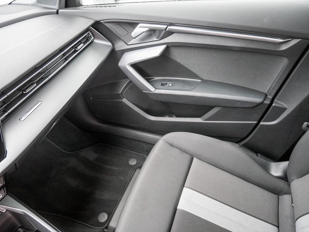 Audi A3 Limousine 30 TFSI PDC SHZ KAMERA NAVI AHK ACC, миниатюра 14