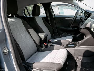 Opel Corsa e F Edition LED Klimaautomatik DAB CarPlay