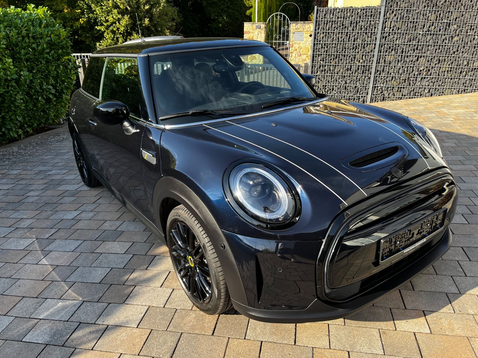 MINI Cooper SE Pano HUD H/K Navi LED Kam 17