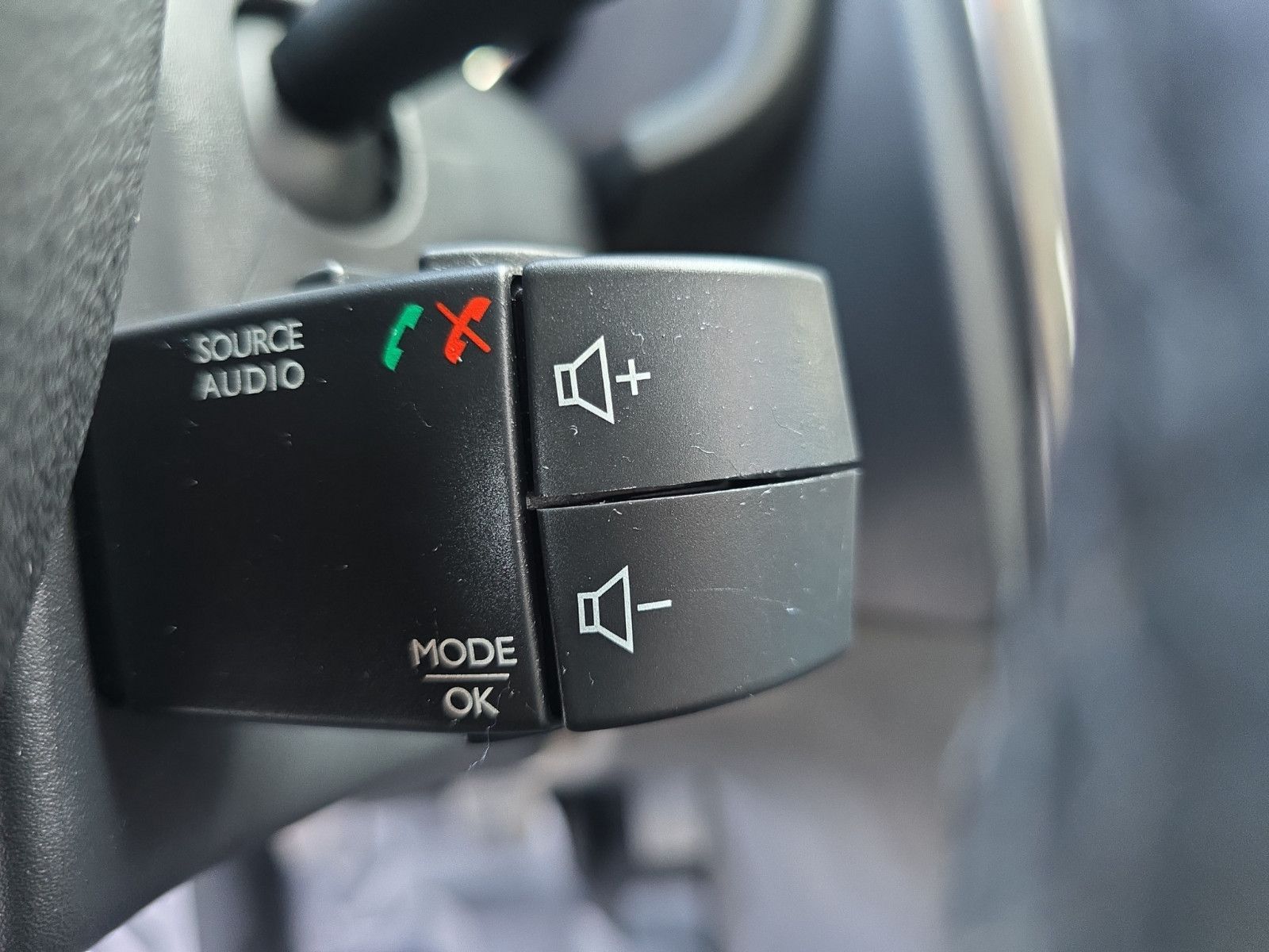 Fahrzeugabbildung Dacia Sandero II Stepway Prestige AHK KLIMA NAVI