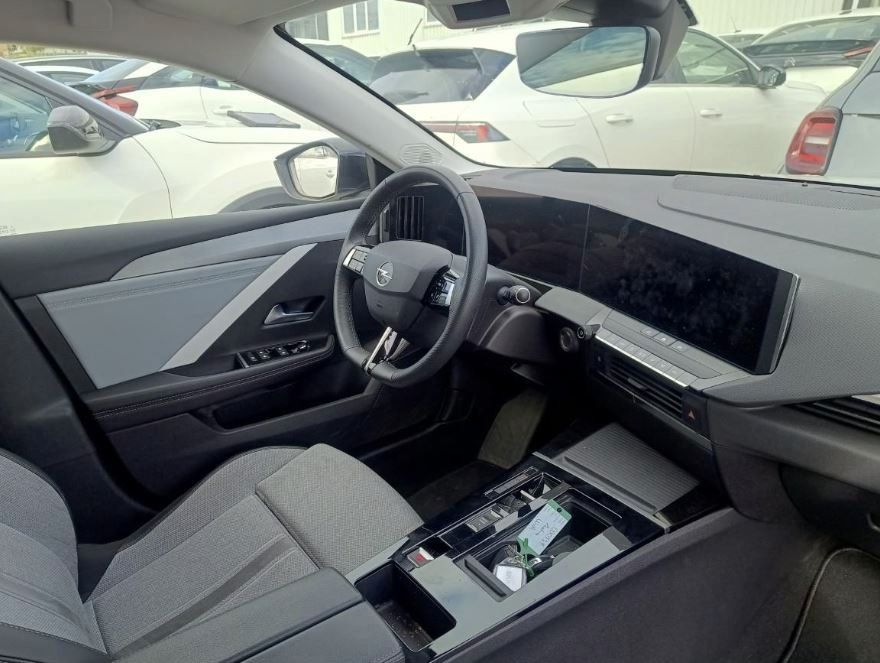 Fahrzeugabbildung Opel Astra L Lim. 1.2T ELEGANCE NAVI/LED/VIRTU./SPORT