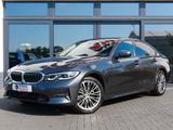 BMW 320 xDrive Sport Line R-KAMERA ACC LIVE COCKPIT - BMW 320 mit Diesel-Antrieb: Grau, Limousine