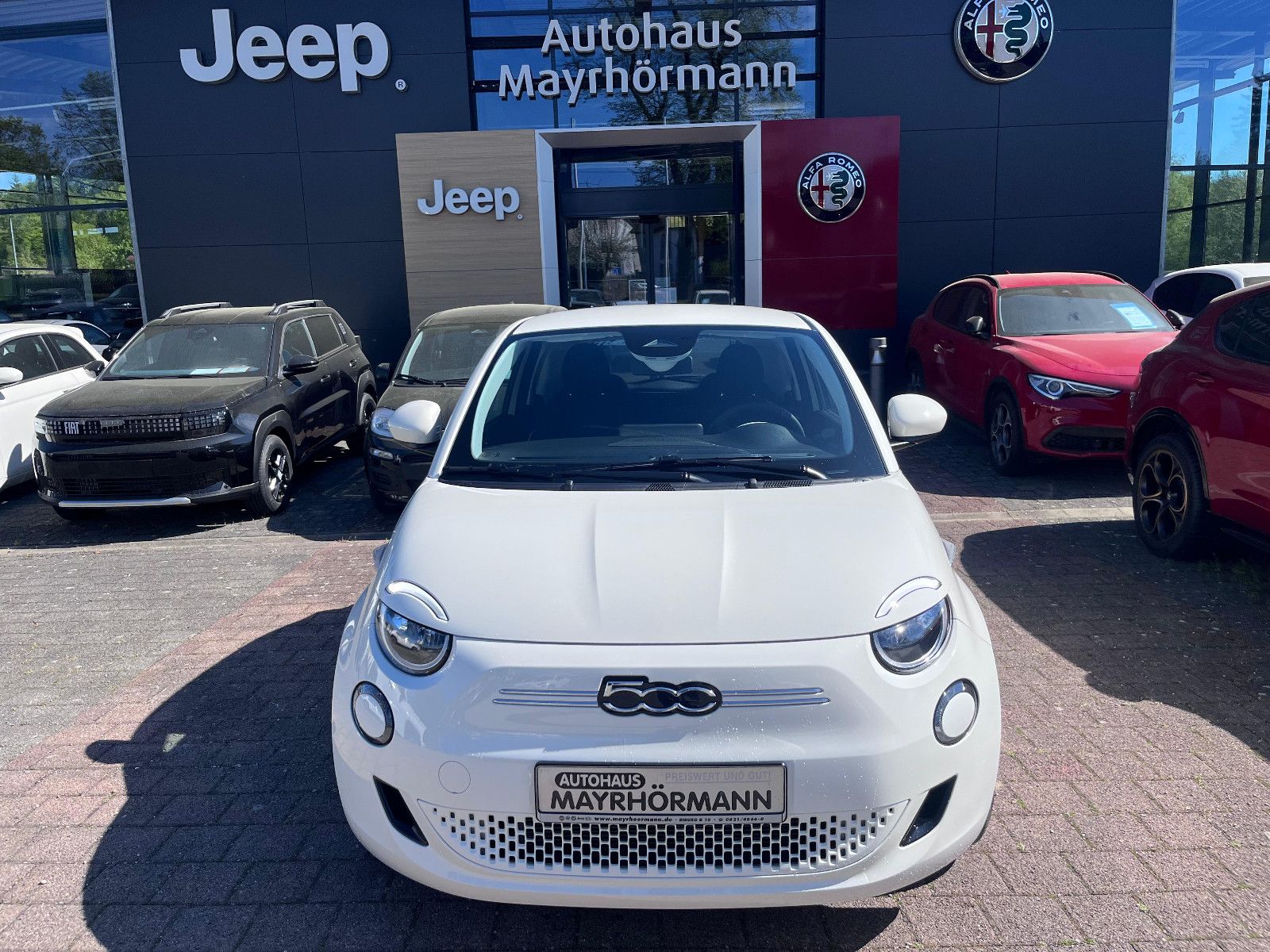 Fahrzeugabbildung Fiat 500E