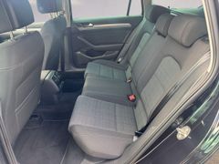 Fahrzeugabbildung Volkswagen Passat Variant 2.0 TDI DSG BUSINESS ACC KEYLESS