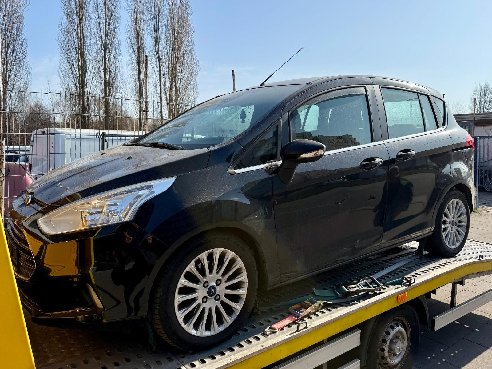Ford B-Max B-MAX Titanium