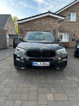BMW X5 xDrive40d - - BMW X5 von privat