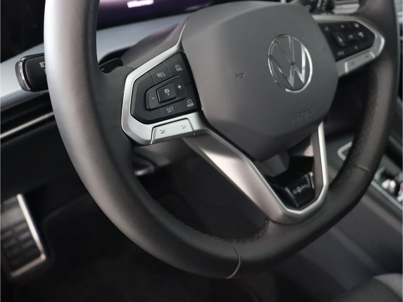 Volkswagen Golf VIII 1.5 eTSI DSG*ACC*AHK*SitzH, миниатюра 11