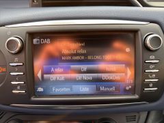Fahrzeugabbildung Toyota Yaris 1.5 Hybrid Style Selection KAMERA FACEL.