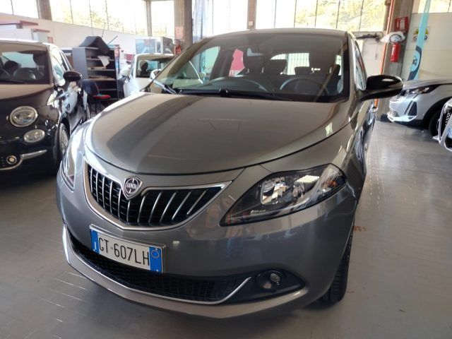 Andere LANCIA Ypsilon 1.0 Hybrid Platino MY24 PROMO