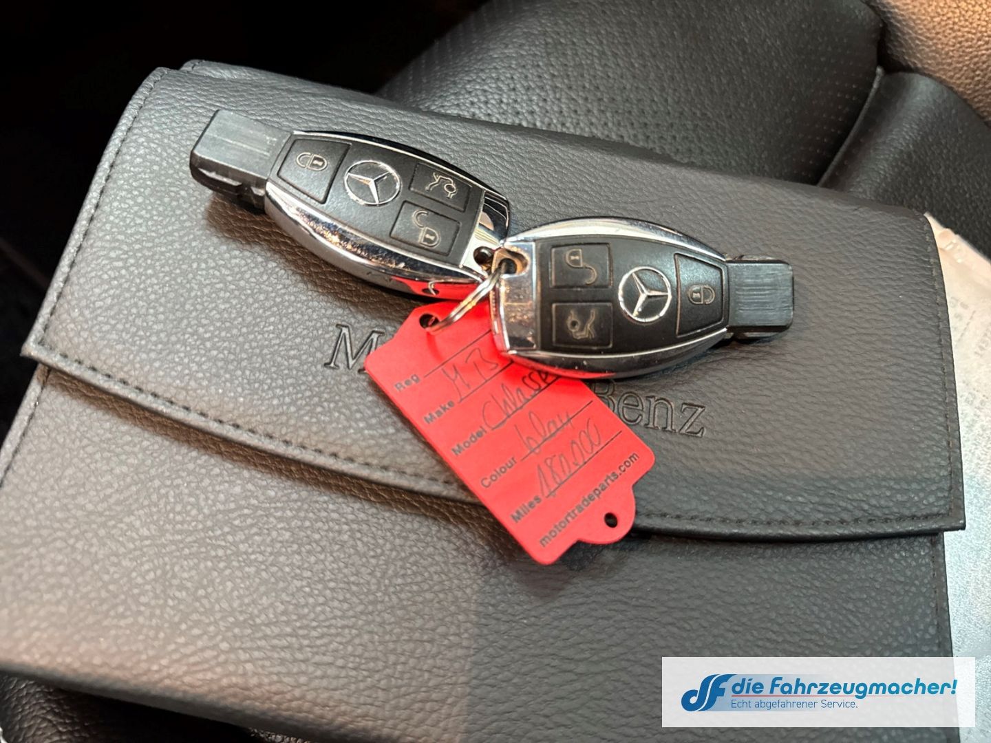 Fahrzeugabbildung Mercedes-Benz C 200 Cabrio AMG Sportpaket LED Mehrzonenklima F