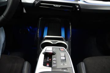 Fahrzeugverkauf 22 BMW X1 18 i sDrive M Sport Kamera Navi LED