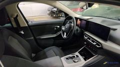 Fahrzeugabbildung BMW 320d xDrive Touring Navi LED SiHz PDC Tempo DAB