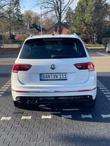 Volkswagen Tiguan 2.0 TDI DSG, Sound, Pano, 19 Alu, R-line - VW Tiguan von privat