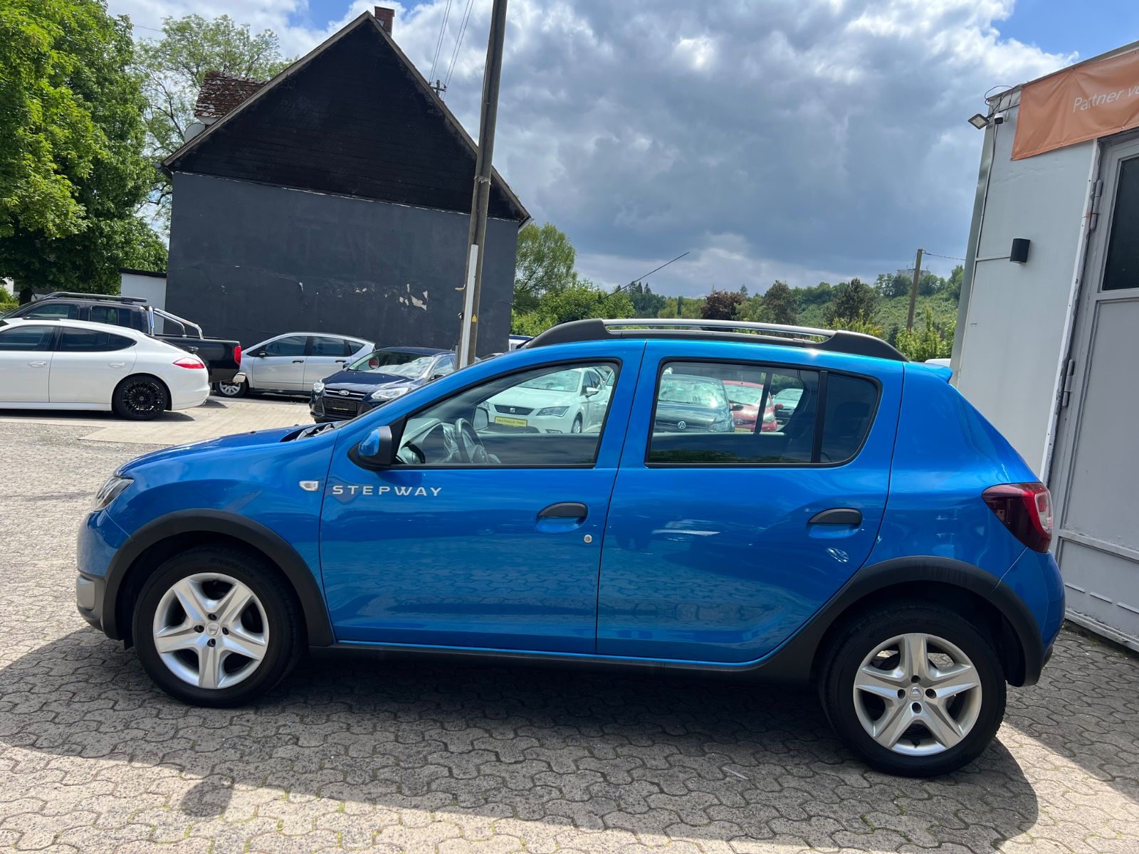 Fahrzeugabbildung Dacia Sandero II Stepway Prestige