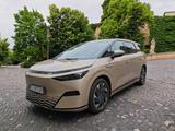 XPENG X9 AWD Performance (Englisch. Menü/Infotainment) - XPENG Gebrauchtwagen von 2024