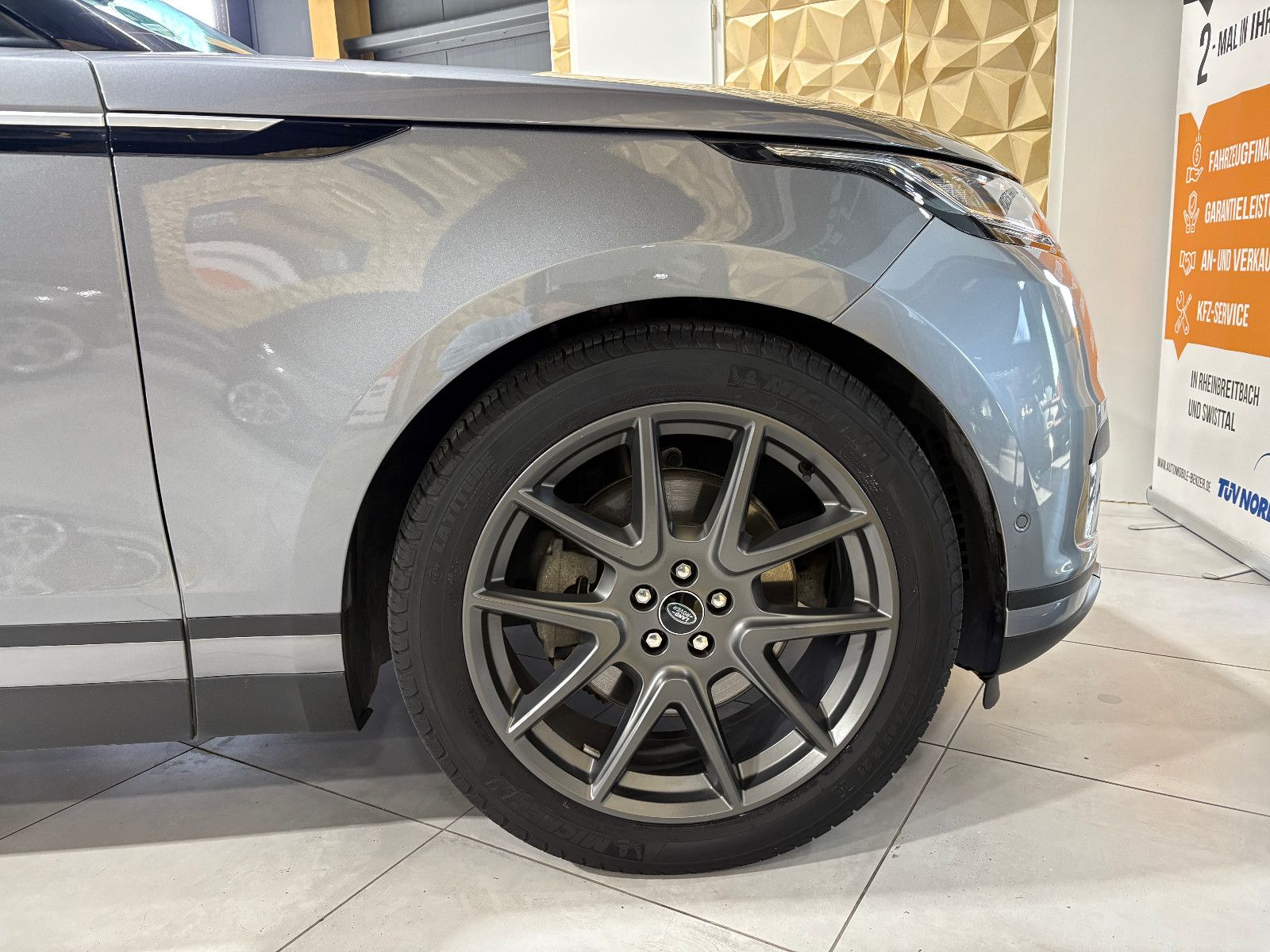 Fahrzeugabbildung Land Rover Range Rover Velar/360*KAM/LED/APPLE/LEDER/