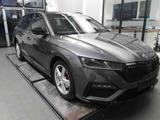 Skoda Octavia RS Combi 2.0 TDI 4x4  STHZG AHK KAM HuD - Skoda Octavia: Combi