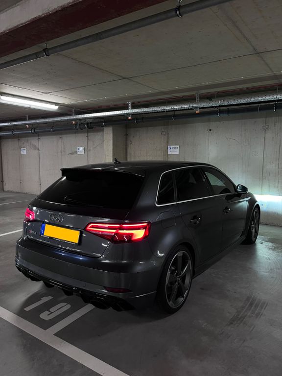 Image of Audi RS3