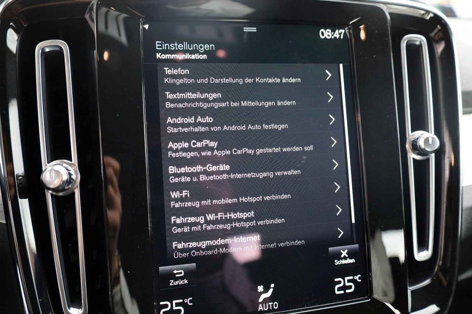 Fahrzeugabbildung Volvo XC40 Inscription Expr Recharge Navi,Harman/K,AHK