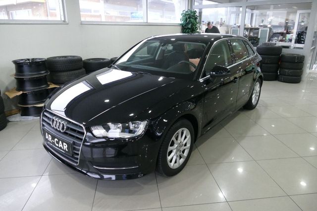 Audi A3 1.4 TFSI Attraction Klima Bluetooth