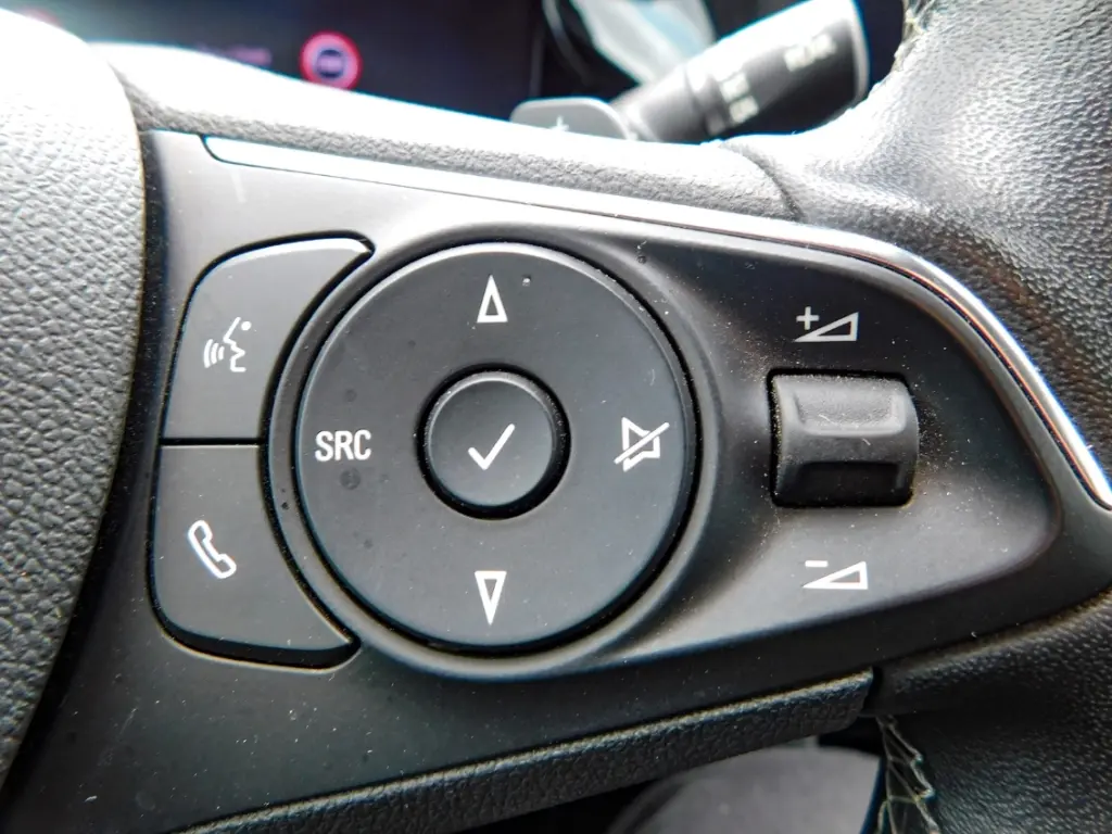 Opel Grandland Elegance Plug-in-Hybrid Lenkrad-HZG AC, миниатюра 18