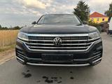 Volkswagen Touareg Elegance 4Motion - VW Touareg Gebrauchtwagen in Nürnberg
