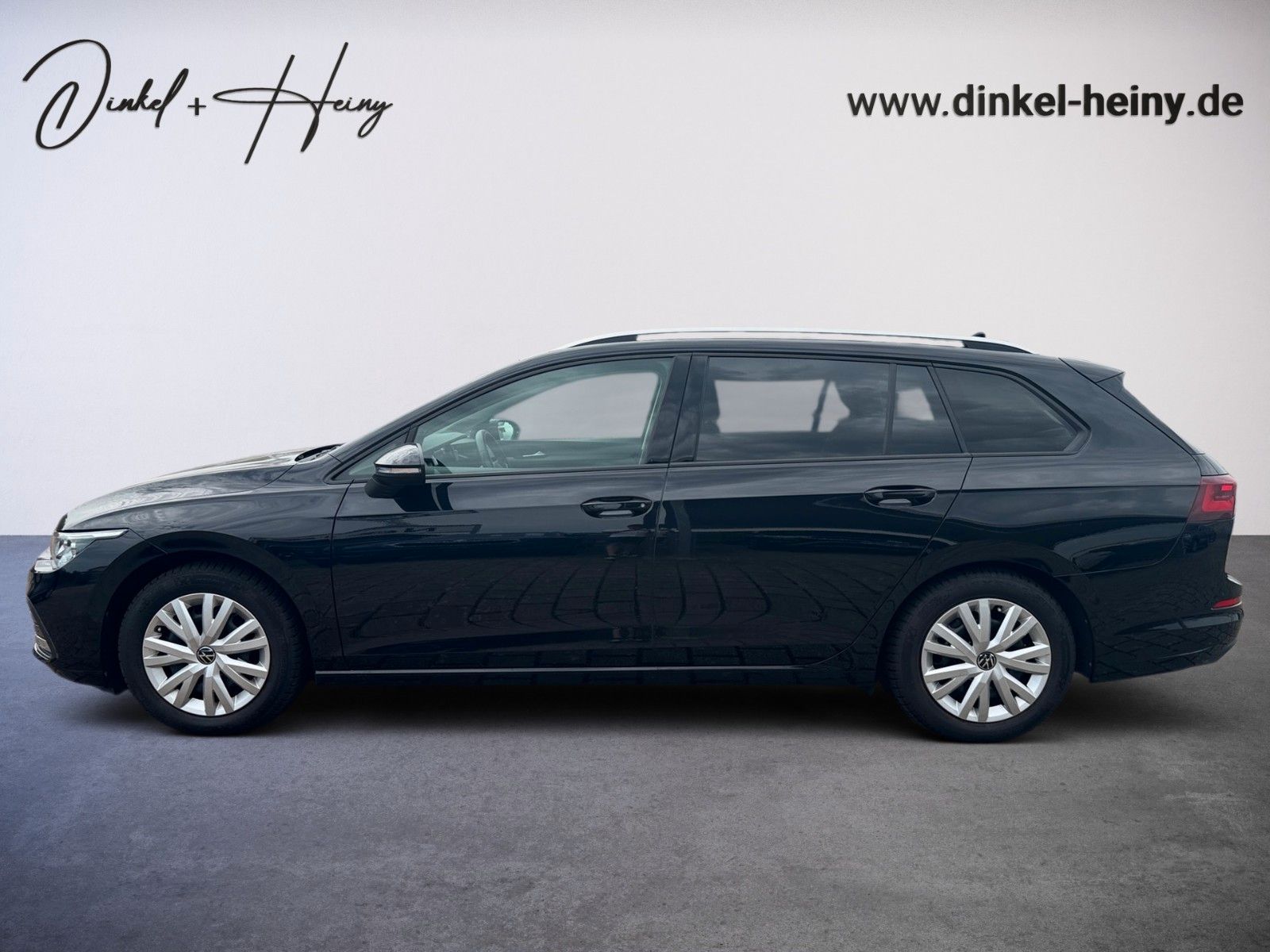 Fahrzeugabbildung Volkswagen Golf VIII Variant Life ACTIVE 1.0 eTSI