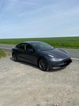 Tesla Model 3 Allradantrieb mit Dualmotor Long Ran... - Tesla Model 3 in Köln