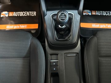 MYAUTOCENTER – Gebraucht- und Jahreswagen mit Werkstattservice in Pfaffenhofen Ford Focus *KEYLESS*ACC*NAV*1-HAND*2-ZONEN*