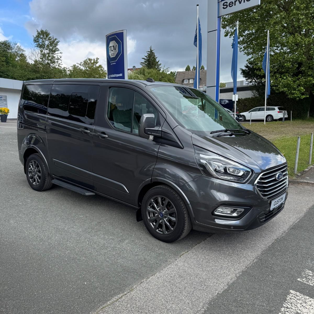 Ford Tourneo Custom 320 L1 Titanium X