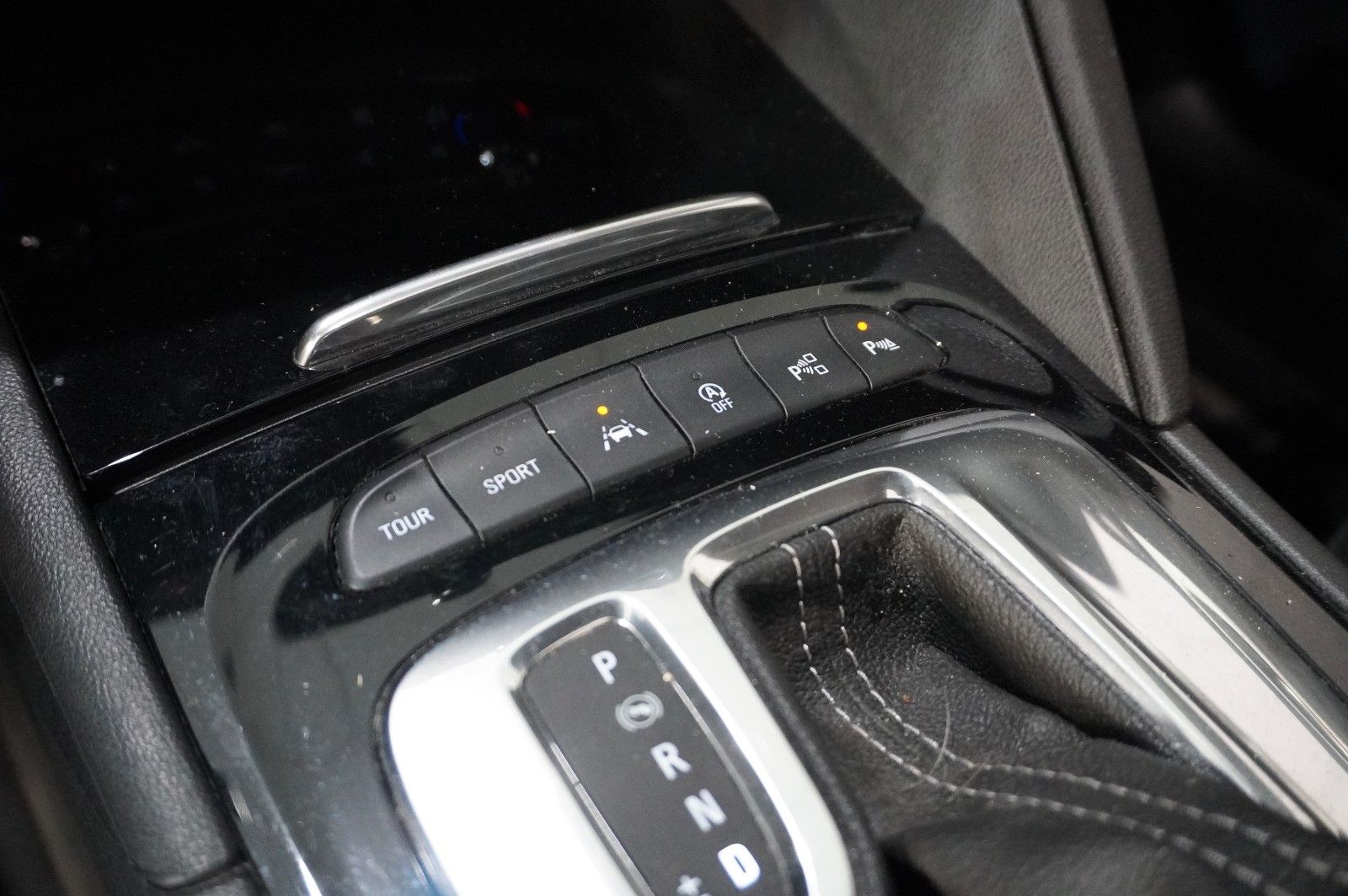 Fahrzeugabbildung Opel Insignia B ST 2.0D GSi 4X4 NAVI/LED/HUD/PANO/AHK