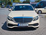 Mercedes-Benz E 200 d Parktronik Kamera Navi großer Display - Mercedes-Benz mit Diesel-Antrieb: Taxi