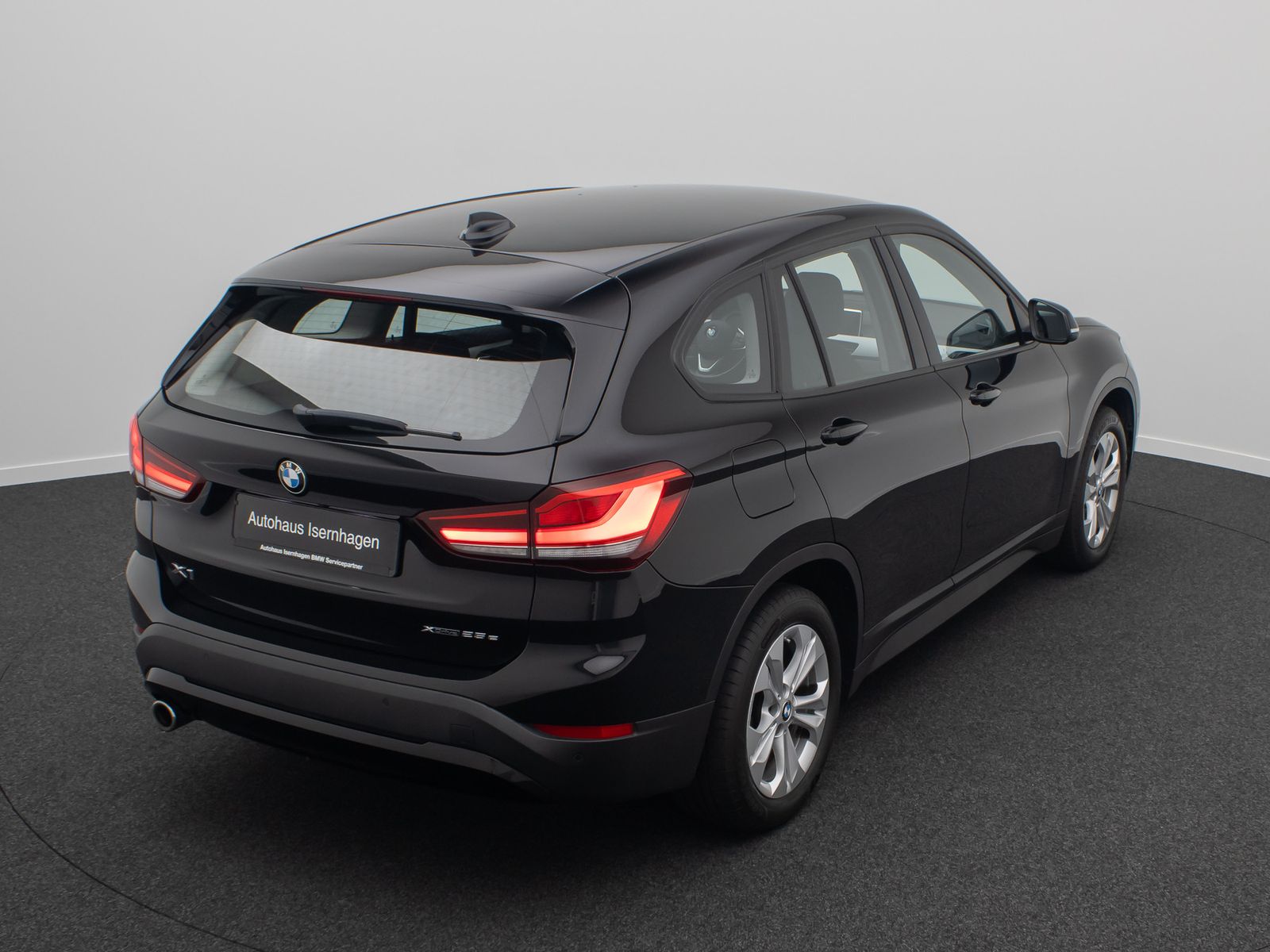 Fahrzeugabbildung BMW X1 xD25e Kamera DAB HiFi AHK Navi Geschwindigreg