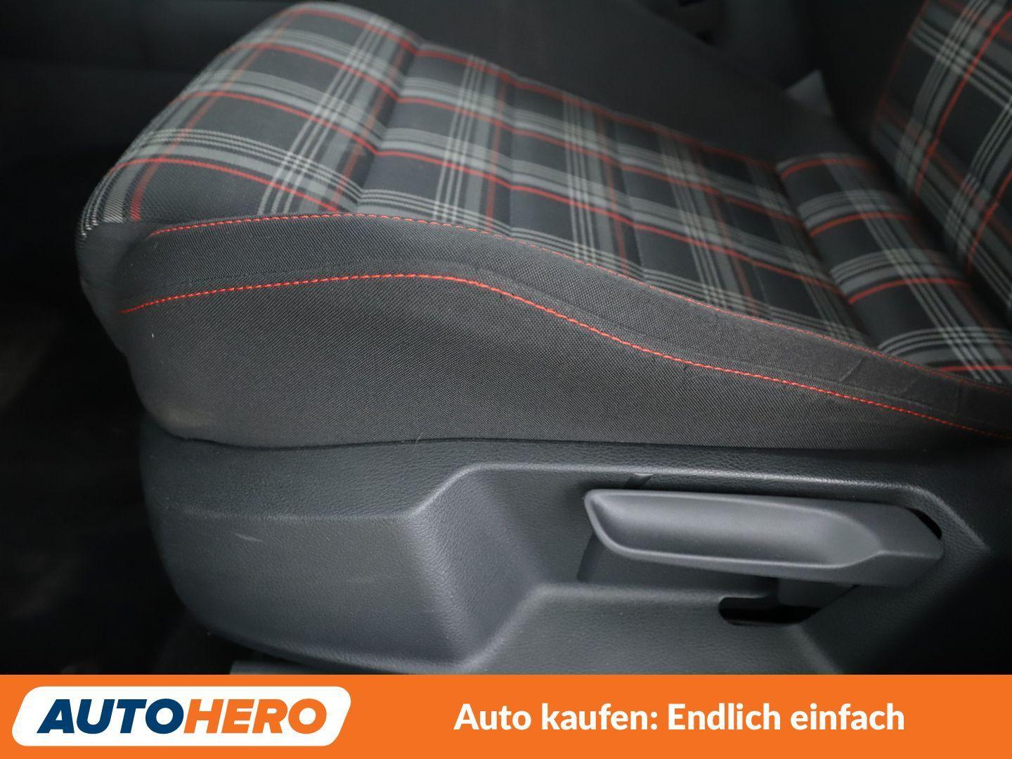 Volkswagen Golf VII 2.0 TSI GTI BMT Aut.*NAVI*LED*ACC*SPUR*