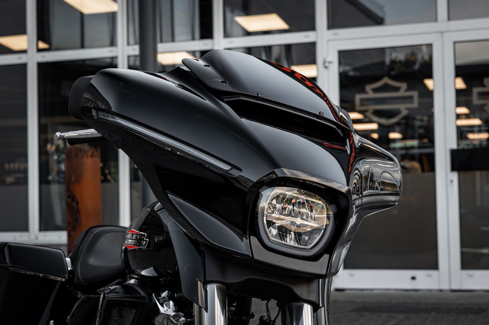 Fahrzeugabbildung Harley-Davidson Street Glide FLHX MY24 117cui- Kesstech