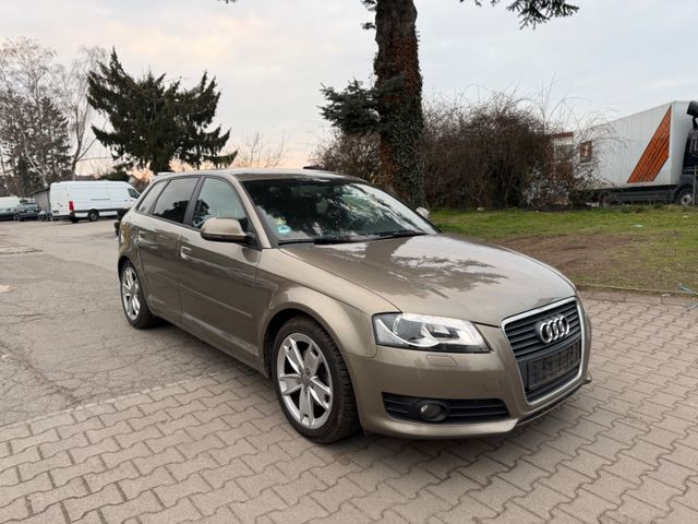 Audi A3 1.8 TFSI Sportback XENON